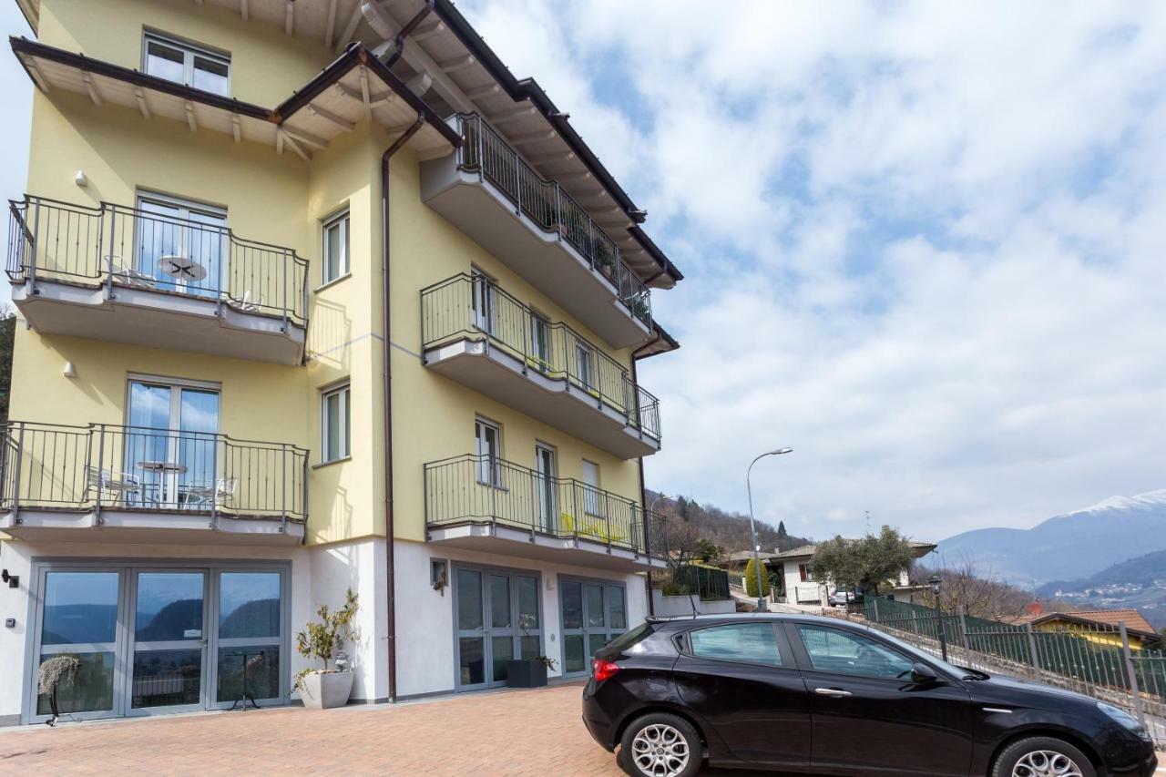 Minerva Residence Lavena Ponte Tresa Bagian luar foto