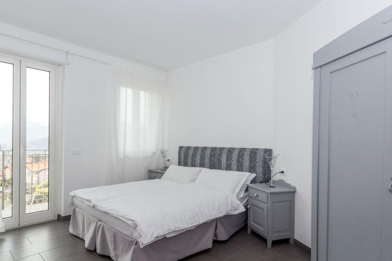 Minerva Residence Lavena Ponte Tresa Bagian luar foto