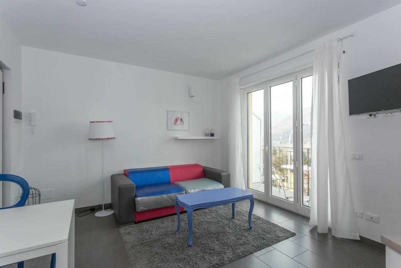 Minerva Residence Lavena Ponte Tresa Bagian luar foto